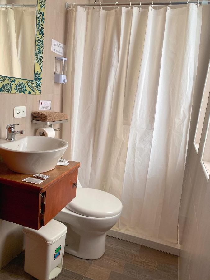 Bed And Breakfast La Uvilla Quito Exterior foto