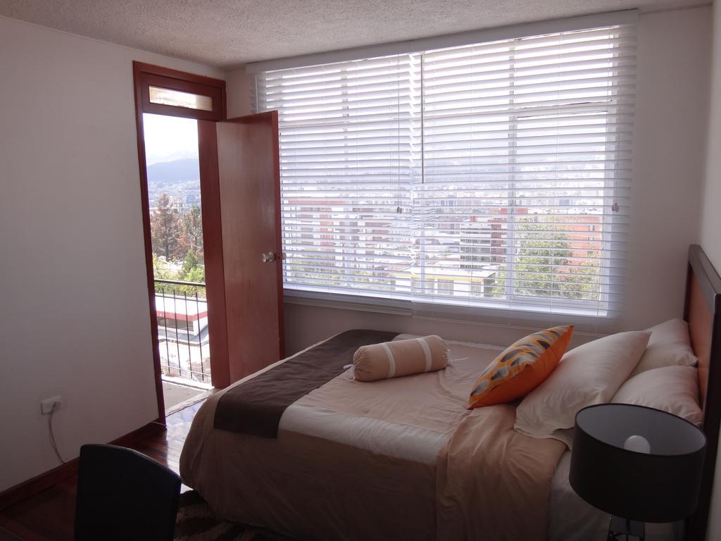 Bed And Breakfast La Uvilla Quito Habitación foto